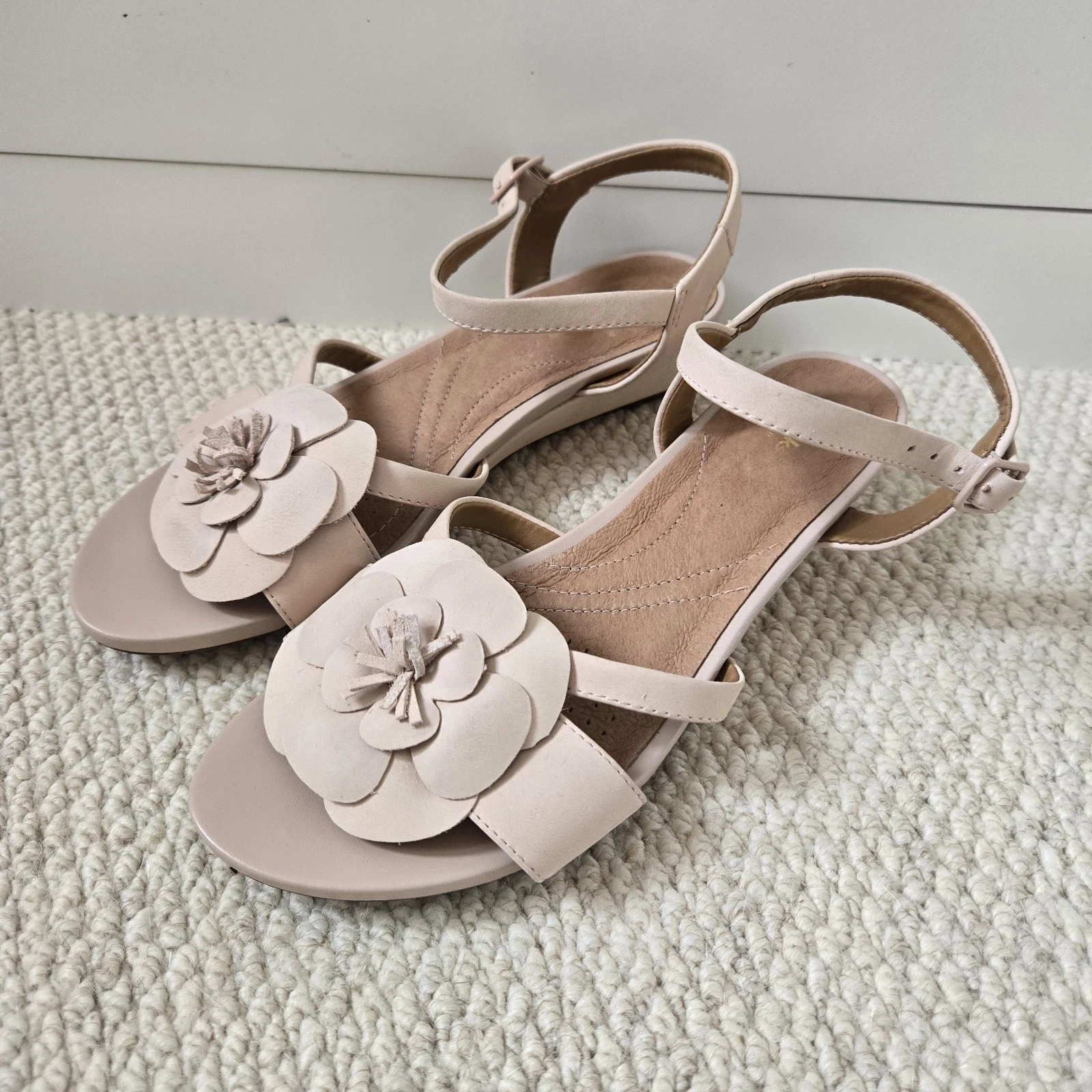 Sandali Clarks Artisan Parram Stella rosa con cinturino a fiori UK 4 D US 6 5 EU 37