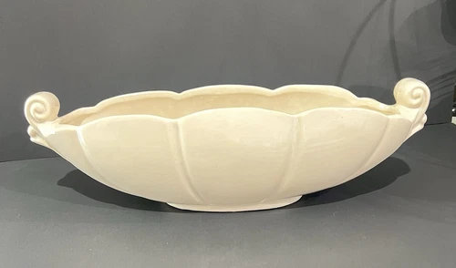 Vintage MCM McCoy USA Cream Color Planter Centerpiece Bowl Pottery / Planter 15”