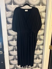 Paper Label Mimi Pleated Plisse Wrap Midi Dress in Black