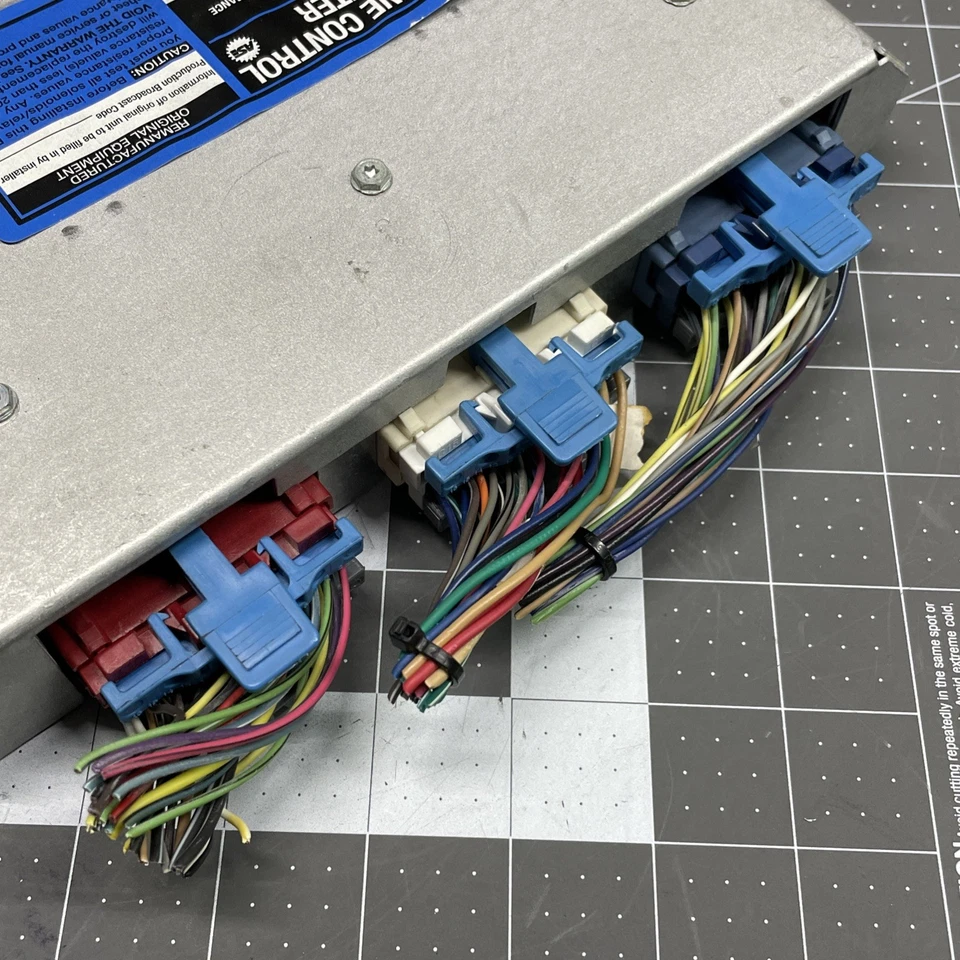 1995 Buick Pontiac Oldsmobile 3.8L Engine Computer Control Module ECM ECU - Imagem 4 de 4