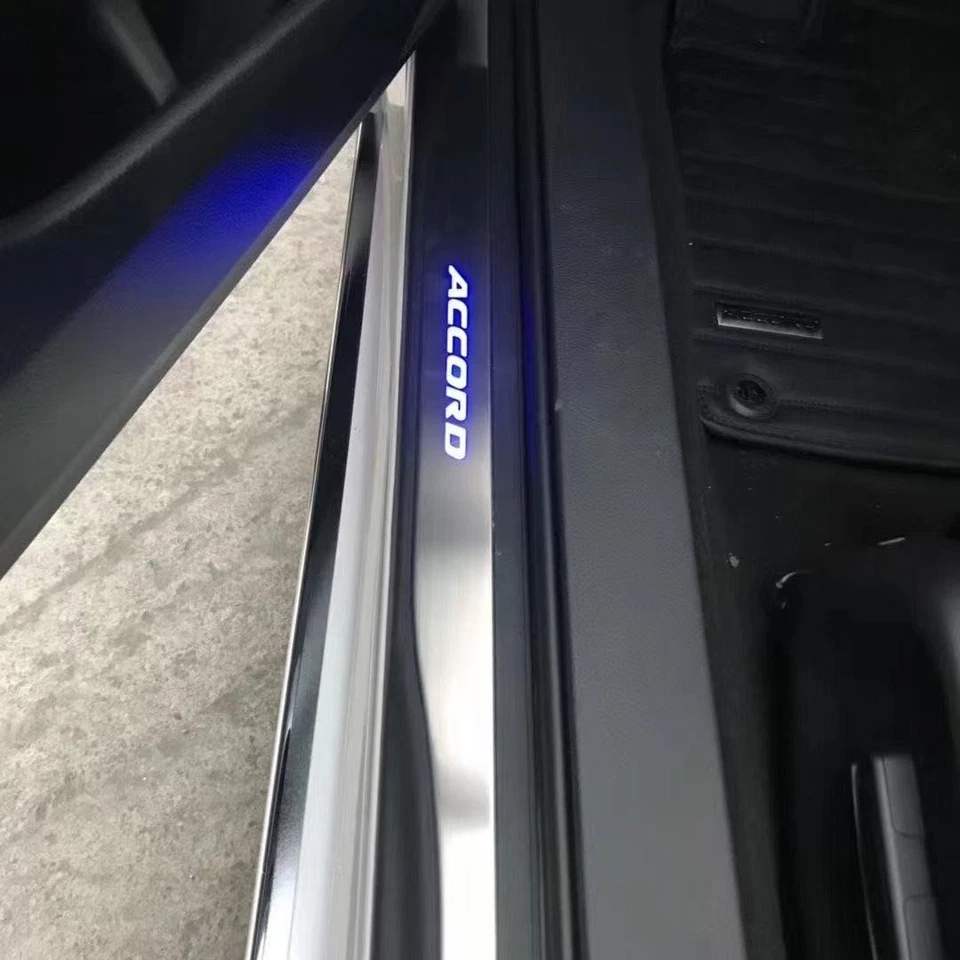 Para Honda Accord 2018-25 Alféizar de puerta iluminado por LED Placa de desgaste Cubierta de protección Borde Foto 2 de 4