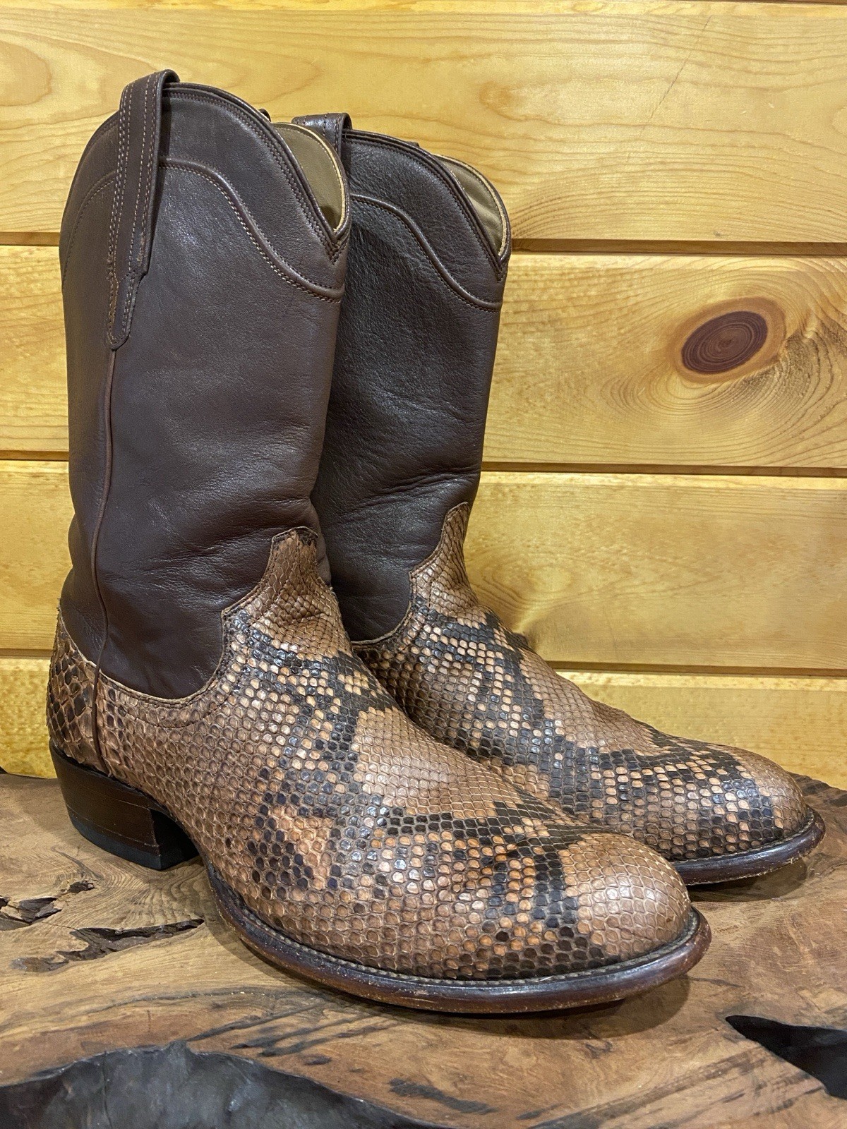 Tecovas The Billy Saddle Python Dark Brown Wester… - image 1