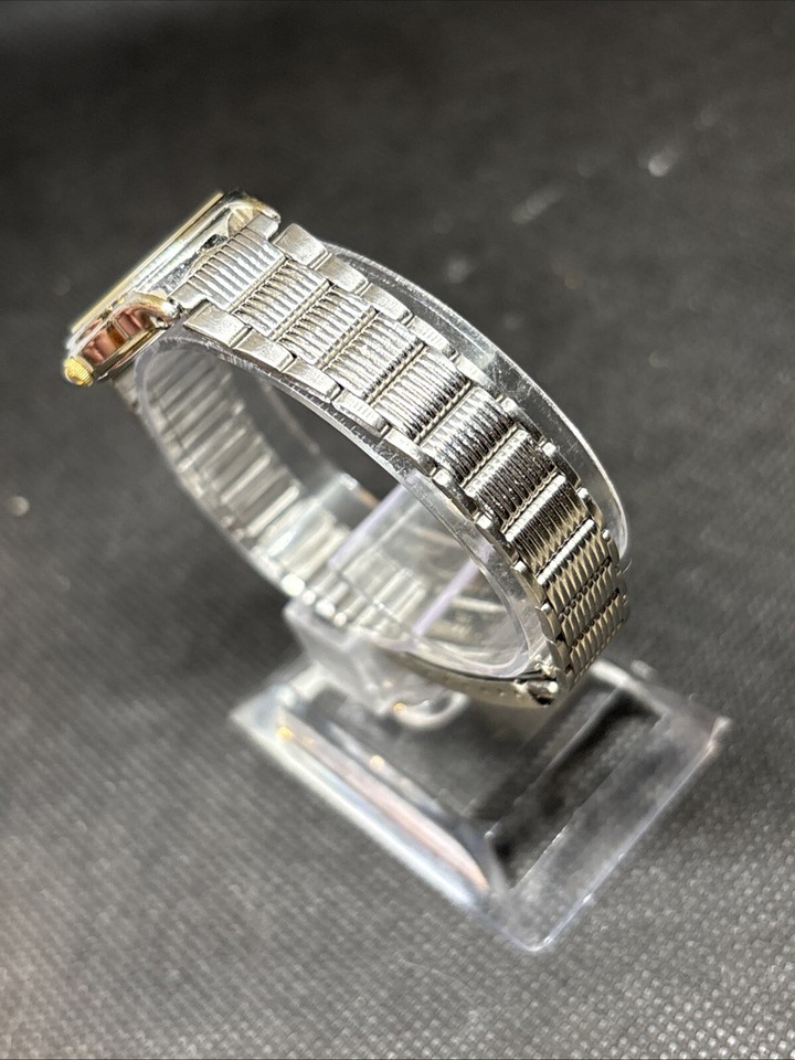 Seiko Off White Dial Ladies Dress Watch Art Deco VTG V7011930 24mm