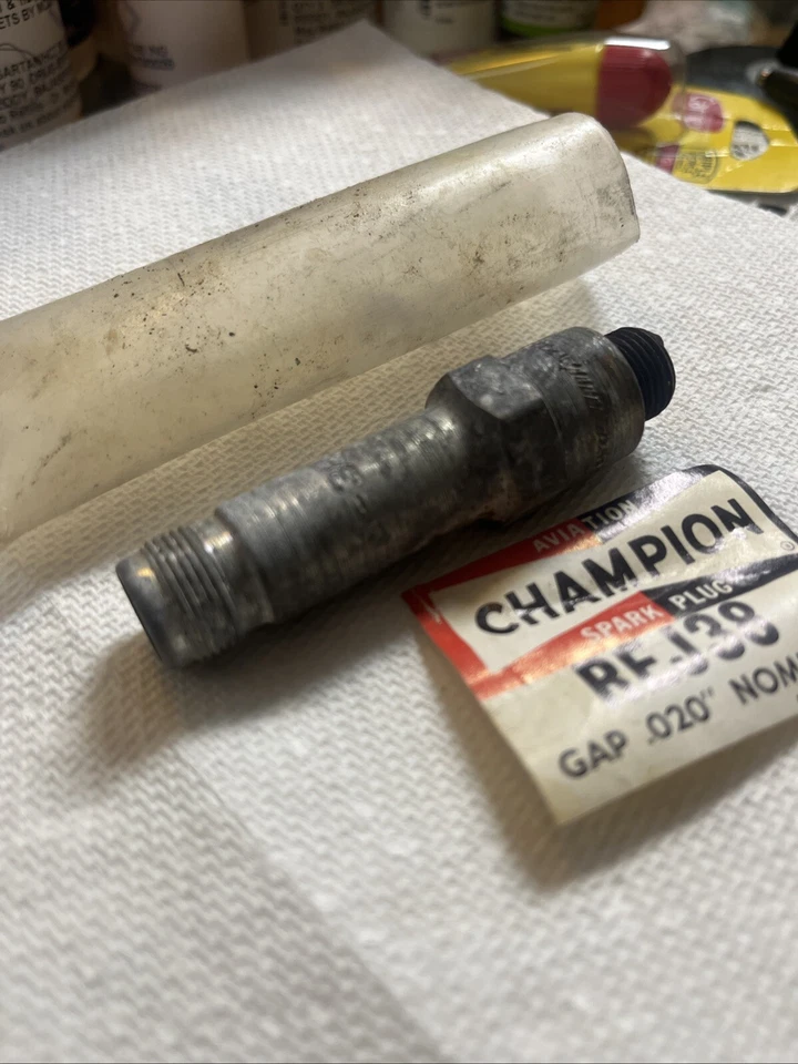 Champion Spark Plugs REJ38 Used - Image 4 of 4