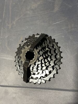 New! Shimano Hyperglide CS-HG200-7 , 12-32t 7 speed cassette Local US Seller