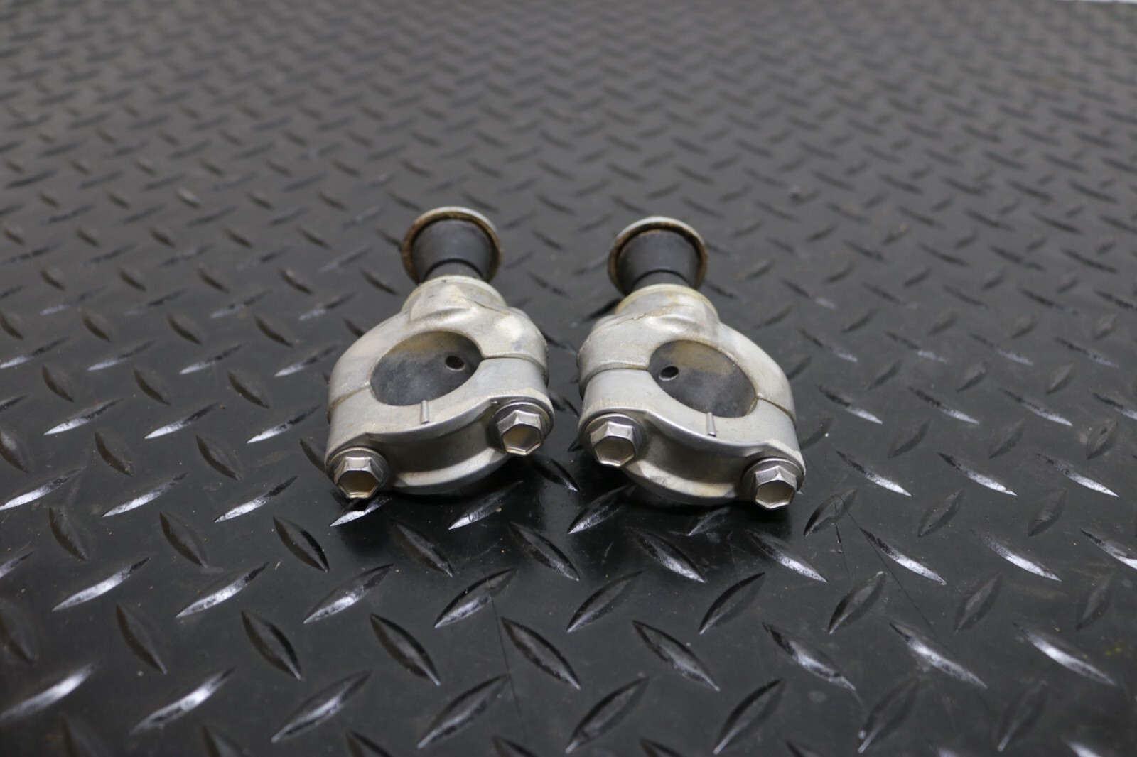 2020 Yamaha YZ450F Bar Mounts Handlebar Clamp 1 1 8 YZ 450F 20182022