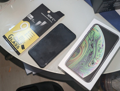 Apple iPhone XS Space Grau 64GB  OVP