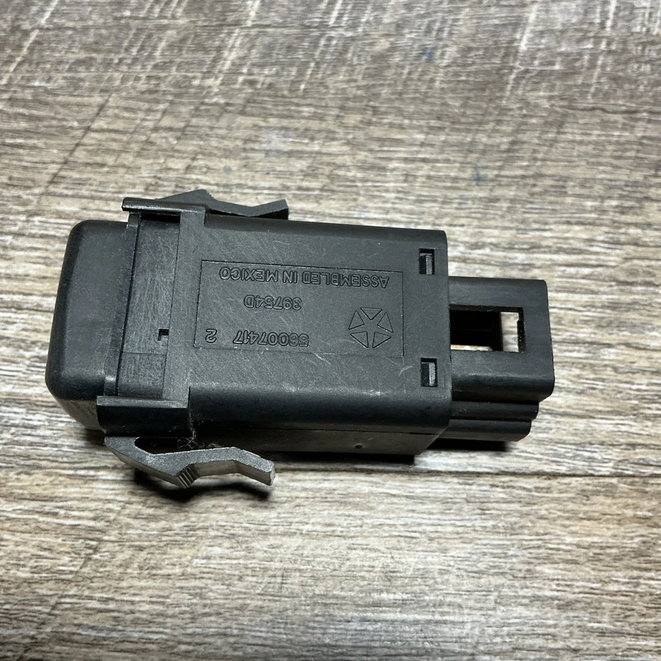 1998 DODGE RAM TRUCK 1500 2500 PICKUP OEM INTERRUPTOR DE FAROL DE NEBLINA COM CONECTOR 98 - Imagem 4 de 4