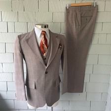 70s 80s Vintage JCPenney Tan Plaid Polyester 3pc Mens 2pc Swanky Suit Chest 41