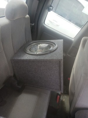 2 JL audio subwoofer with boxes and alpine amp 300 4-channel