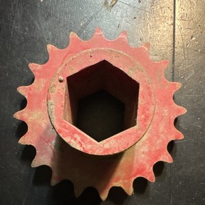 Case IH Main Drive sprocket for 900 and 1000 series Corn Heads (1) New 