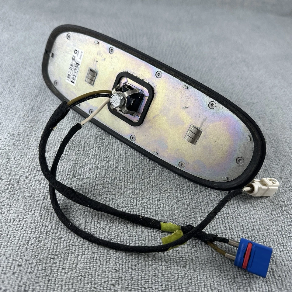 Jeep Grand Cherokee 2014-2017 antena aleta de tiburón GPS OEM Durango 5091352AE negro Foto 3 de 4