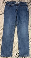 Carhartt Women  s Relaxed Fit Jeans Size 10 Short Med Wash