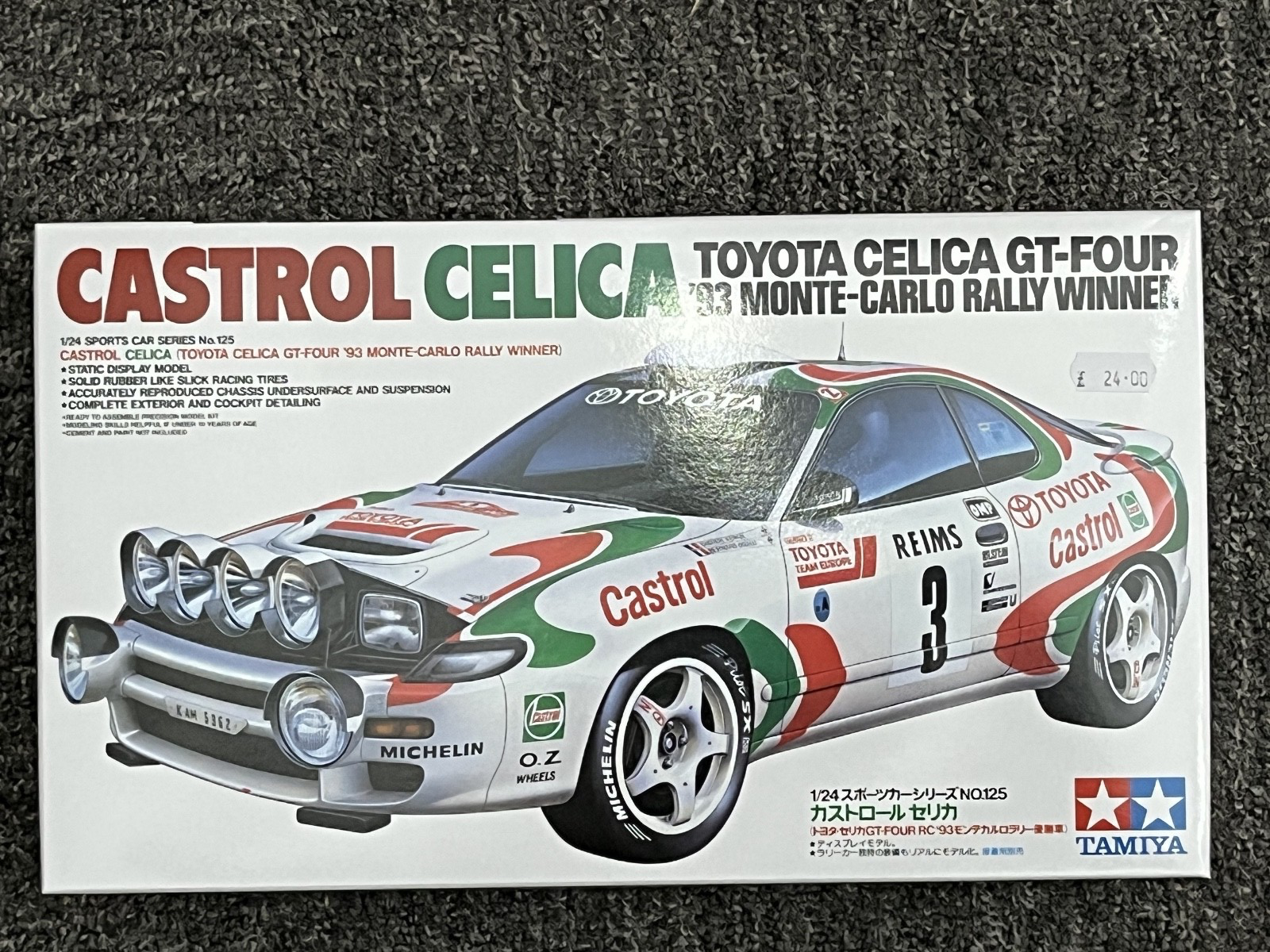 TAMIYA 24125 Castrol Celica 1:24 Car Model Kit
