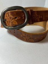 gorgeous tooled leather women's belt western sz 32-33 inches. read description