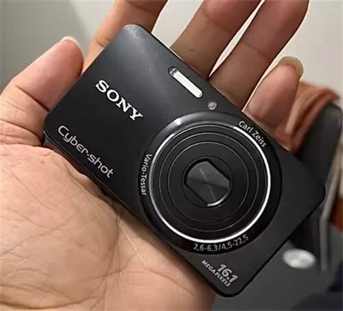 Sony Cyber-Shot DSC-W570 Black 5x Zoom 16.1MP w/Battery & Charger