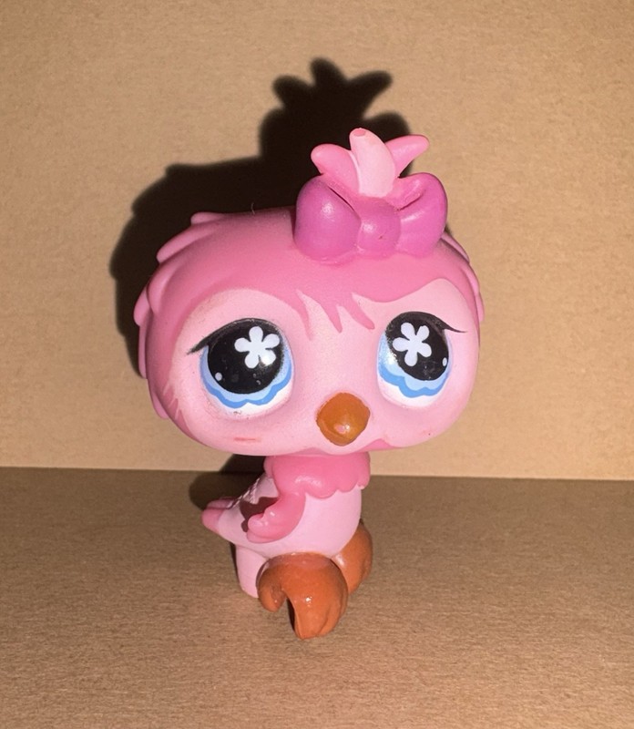 Hasbro Littlest Pet Shop Owl 496 Valentine Pink LPS