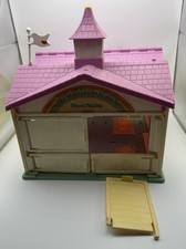 Vintage 1983 Hasbro My Little Pony Show Stable- READ DESCRIPTION