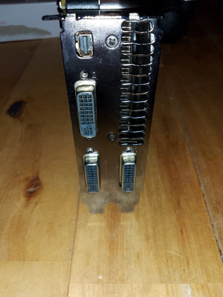 Nvidia GeForce GTX 690 4GB GDDR5 512-Bit Graphics Card GPU. - Image 3 of 4