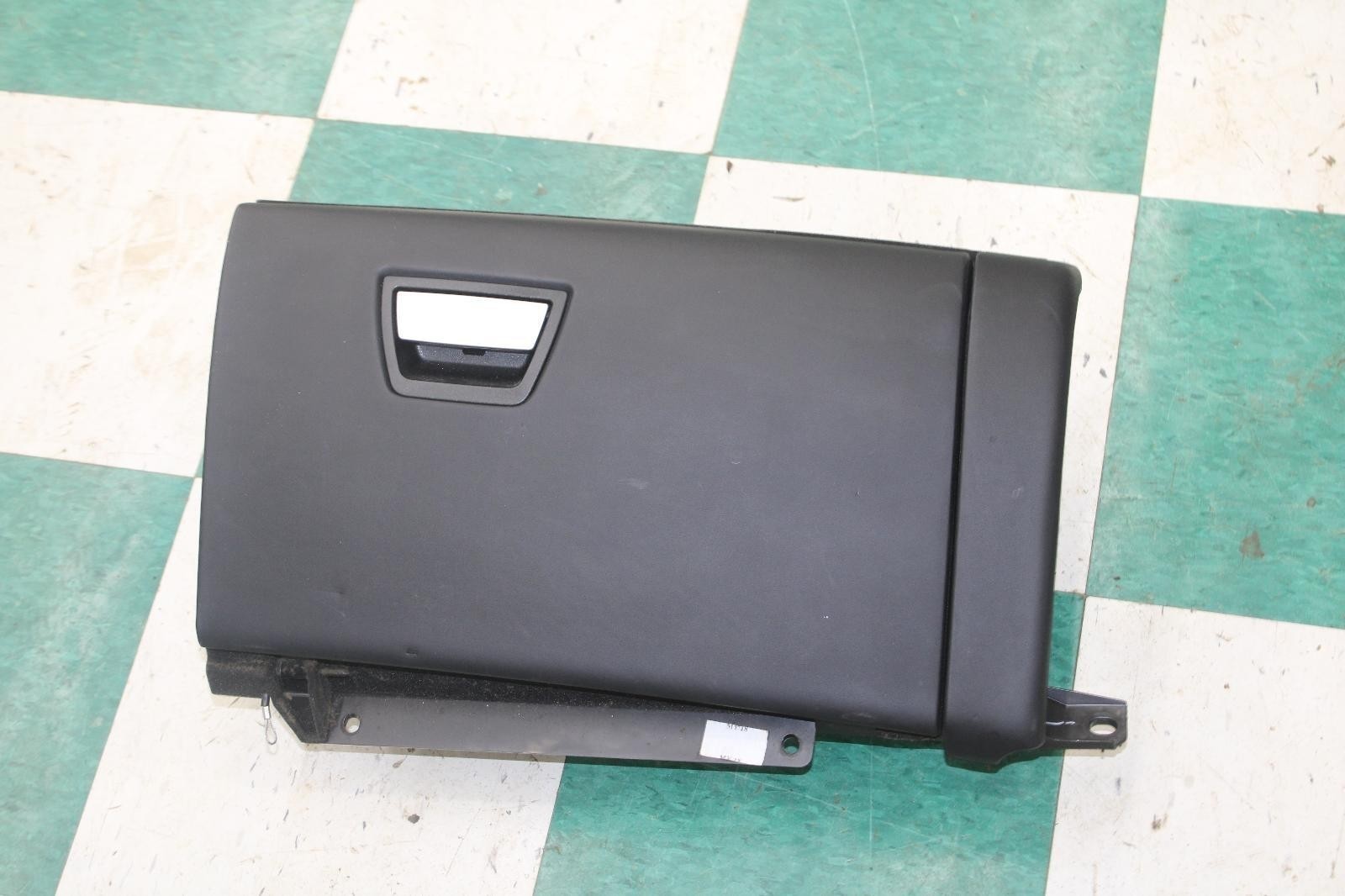 14-22 MASERATI GHIBLI Black Dashboard RH Passenger Glove Box Unit OEM OE OE WTY