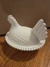VINTAGE MILKGLASS HEN ON NEST COVERED DISH