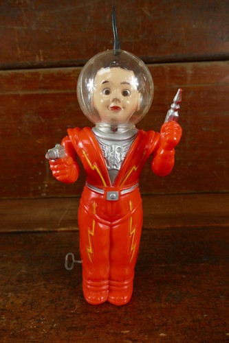 RARE 1950s Irwin Man from Mars Plastic Wind-Up Space Toy Red Suit Ray Guns Works