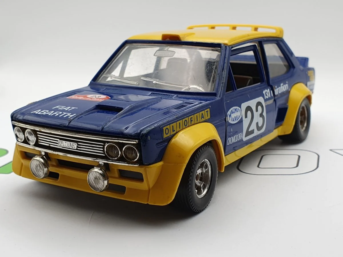 Fiat 131 Mirafiori Abarth OLIO FIAT Burago 1/24