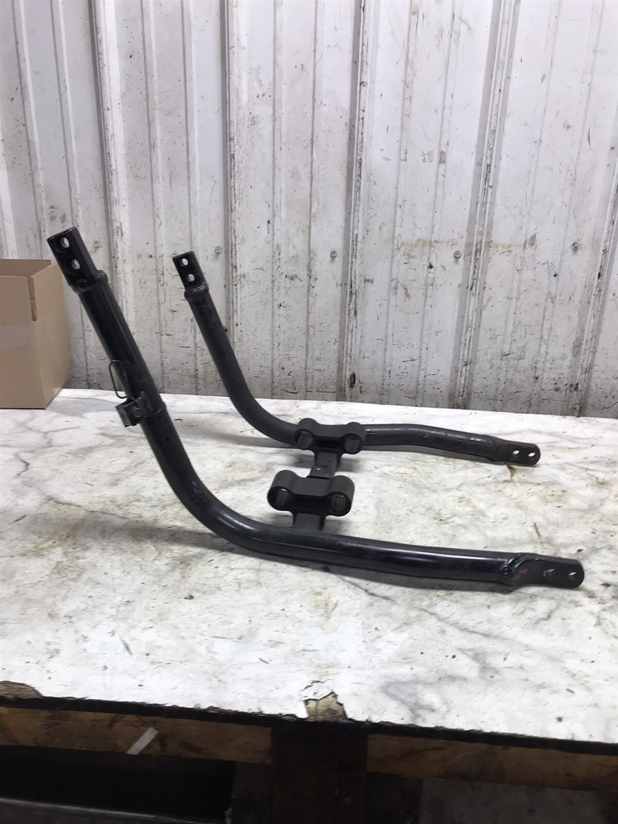 93 Kawasaki ZX 11 1100 ZX11 ZX1100 D Ninja lower engine mount sub