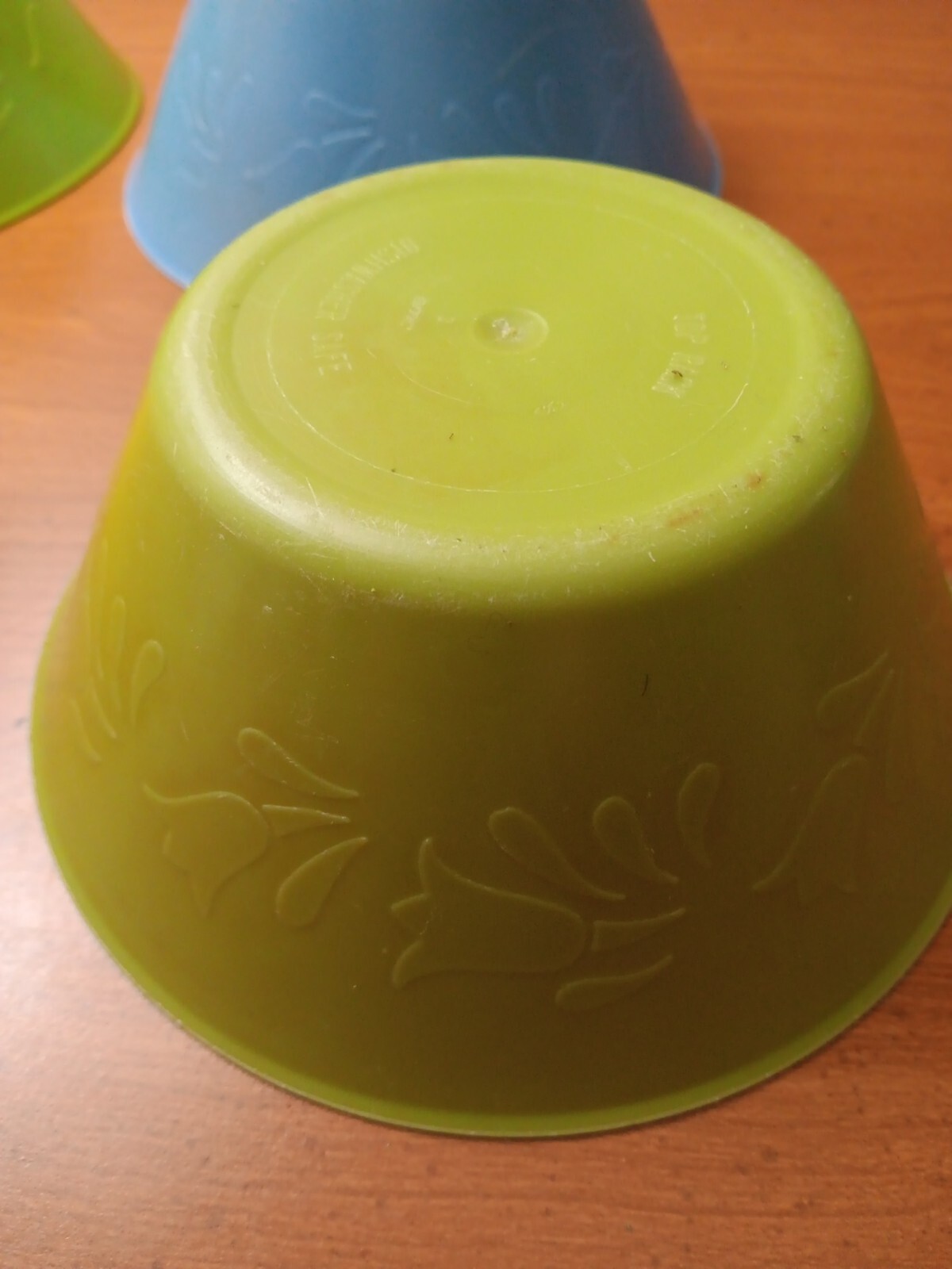 FOUR Vintage Plastic Cereal Bowls Margarine Butter Super Cool eBay