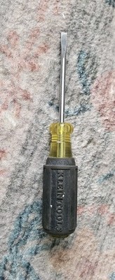 Klein Tools 601-3 Screwdriver 3/16'' Cabinet Tip, 3'' Shank,  Cushion Grip