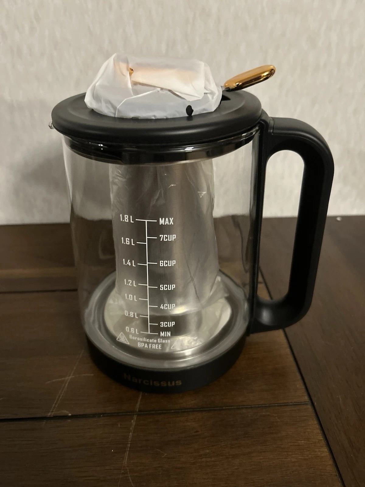 Narcissus KP-803 Electric Tea Kettle 1.8L Glass & Steel, Temp Control, Infuser
Opens in a new window