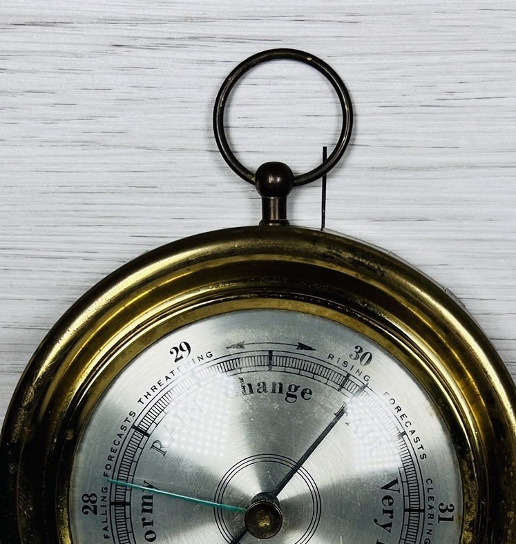 Vantage Barometer Swift Pilot Marine Rain Change Fair Compensated English Decor