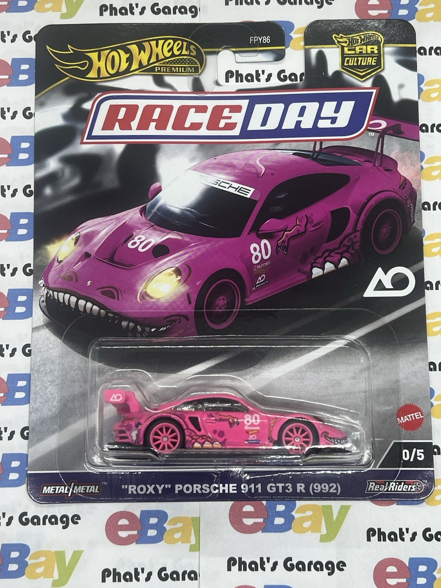 Hot Wheels Premium ROXY Porsche AO Racing 911 GT3 R Pink Chase 0/5