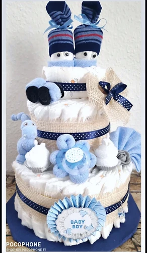 Windeltorte für Jungen / Geschenk zur Geburt / personalisierte Windeltorte Dino
