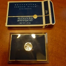 New Alexandra De Markoff Moisturizing Powder Blush Starlight #7354-18 .17oz.