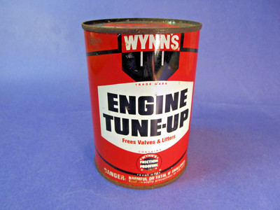 Vintage Wynn s ENGINE TUNE-UP Oil Can Full