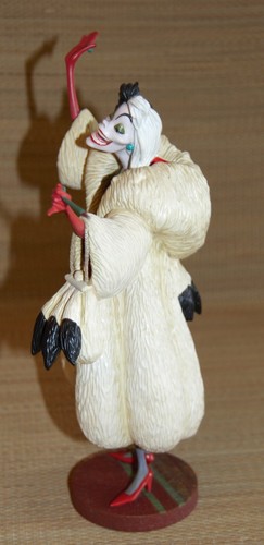 WDCC 101 DALMATIANS CRUELLA DE VIL ANITA, DAAHLING! WALT DISNEY FIGURINE Disney - Picture 3 of 4