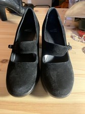 Dansko suede 36 5.5/6 . black pumps Maryjane Buckle