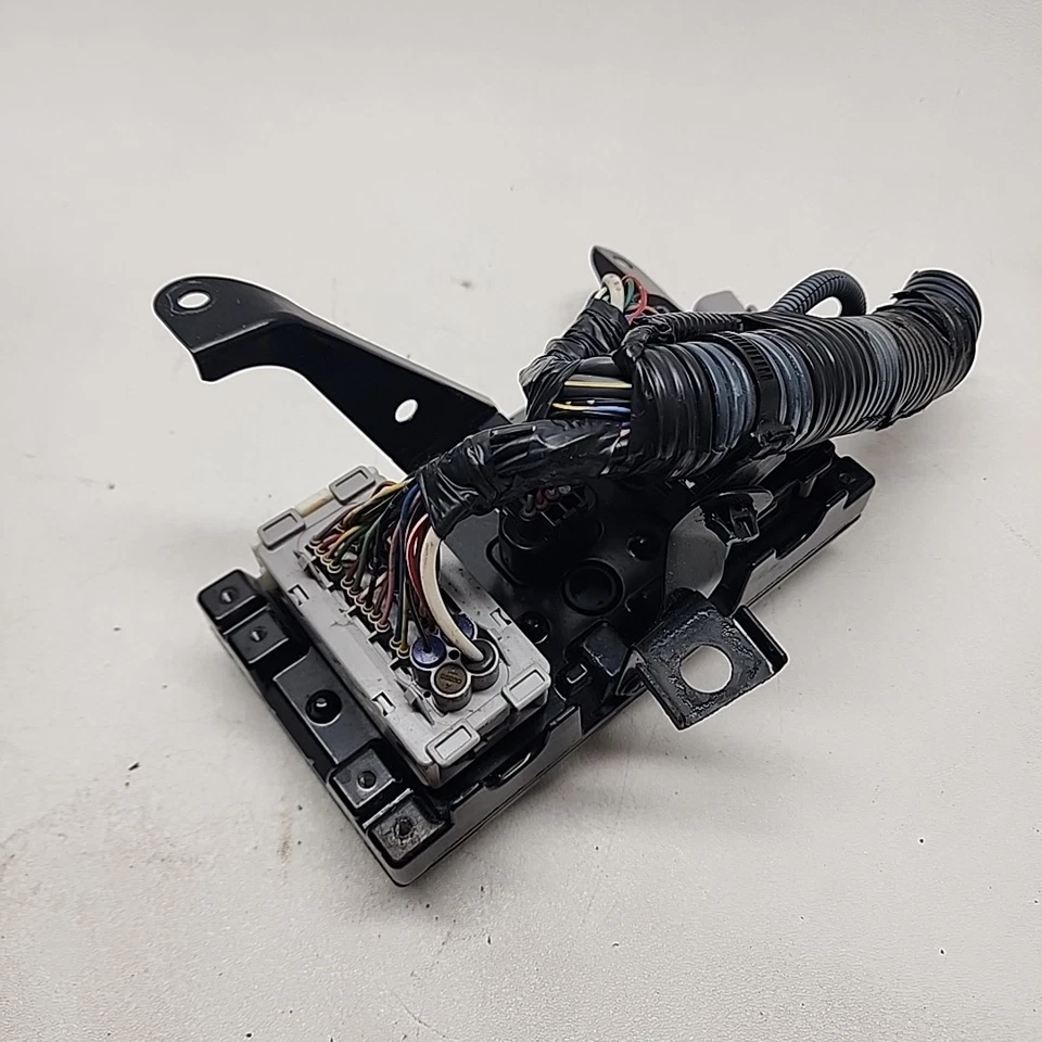 2008- 2011 Lexus GS450H Skid Chassis ABS Módulo de Controle 89540-30A90 OEM - Imagem 3 de 4