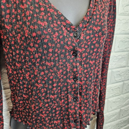 Topshop Floral Womens Top Sweater 8 Button Front Black Red Ribbed Knit - Picture 3 of 6