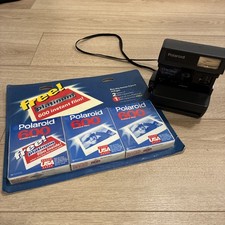 Polaroid One Step Close Up 600 Instant Film Camera with Strap Untested W Film