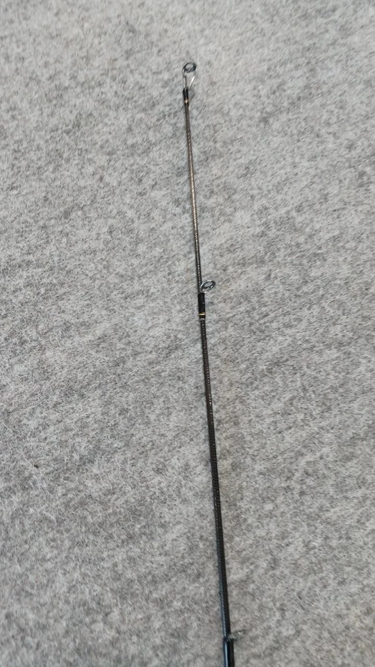 Varilla giratoria de lubina Daiwa Morethan MB 87 MLS-5 8,7 ft ligera usada Foto 4 de 4