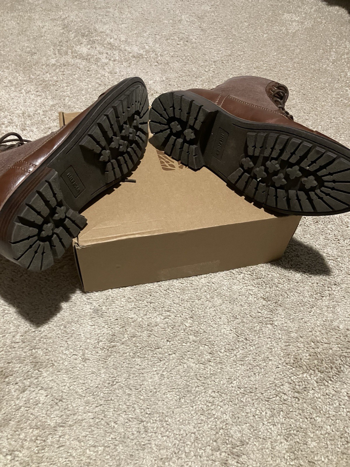 Tommy Hilfiger Men's Brown Leather boots Size 10.5 thumbnail 4