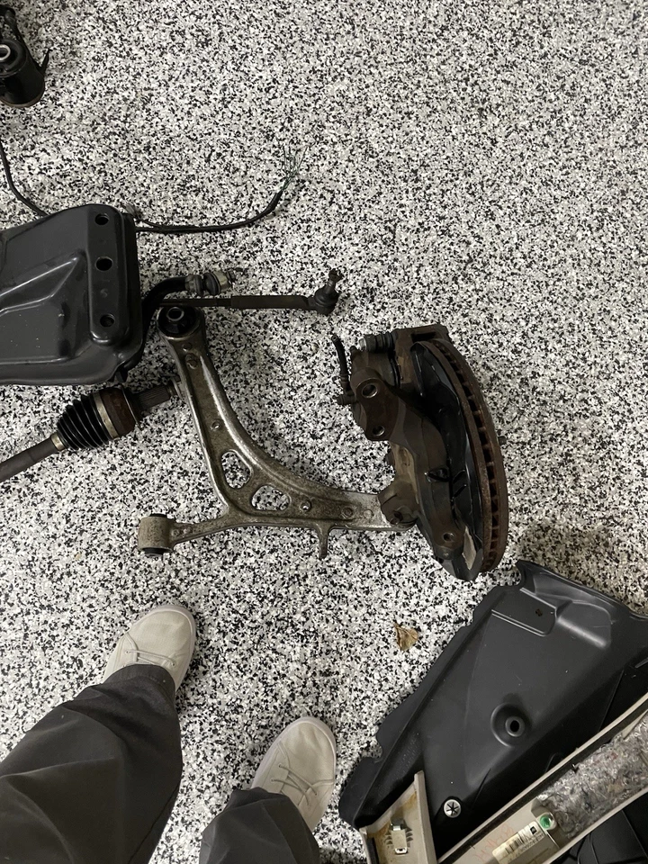 Subaru Legacy/Outback 2005 a 2009 suspensión y compensación de frenos Foto 3 de 4