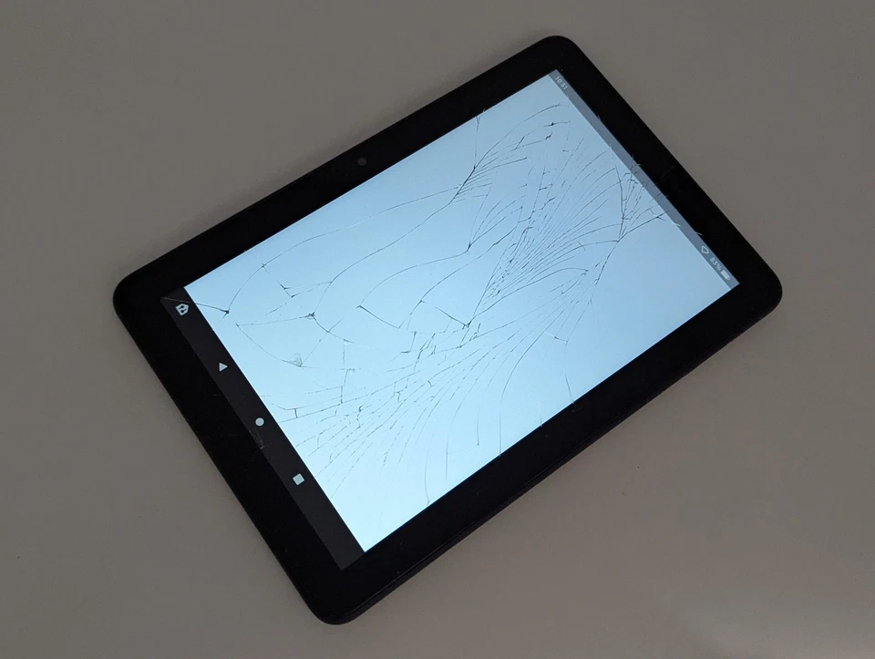 Amazon Fire HD 8 (10. Generation) 32GB  Schwarz WiFi 8" Tablet K72LL4 Glasbrüche - Bild 4 von 4