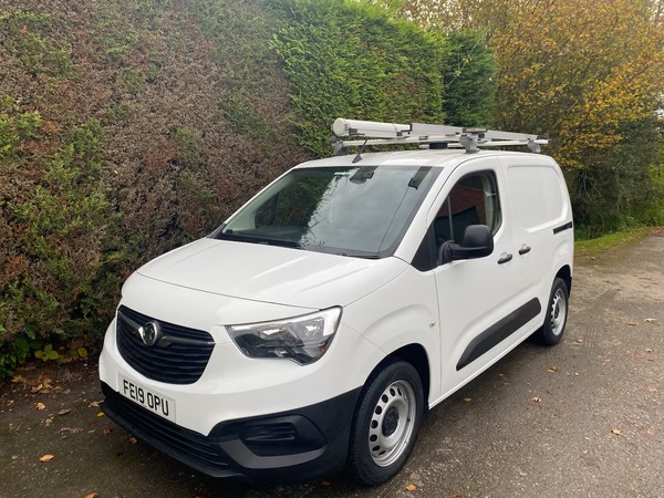 eBay - 2019 Vauxhall Combo 1.6 Turbo D 2...