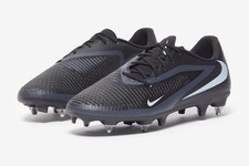 Image of Mens Nike Phantom 6 Low SG Pro Soft Ground Grass Football Boots Size 8.5 UK £95