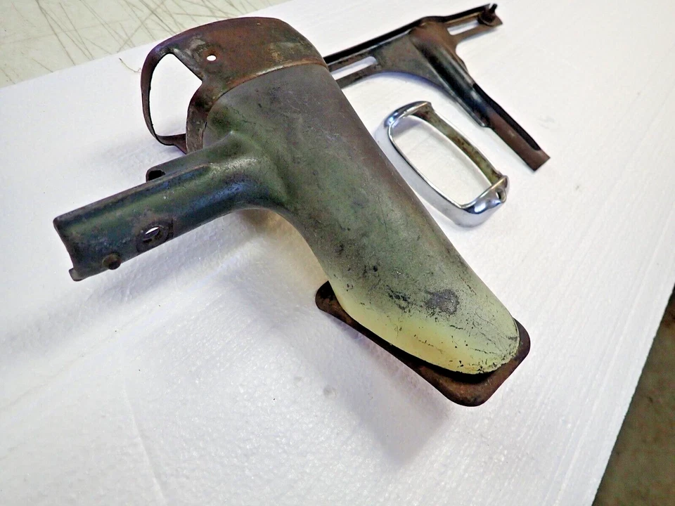 1937 1938 Chevy Coupe LH TAIL LIGHT BRACKET Original GM Convertible + LP Holder - Image 2 of 4