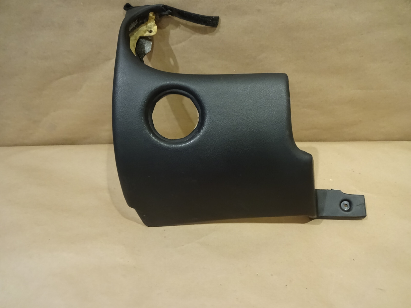 Maserati 4200 - LH Dash Lateral Insert Black - P/N 66775300