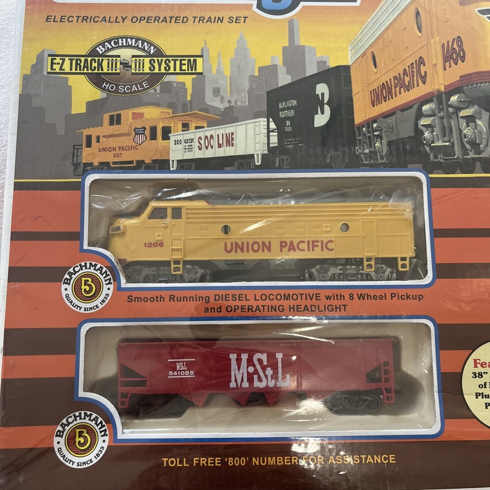 Bachman Challenger HO Scale Electronic Train Set EZ Track System